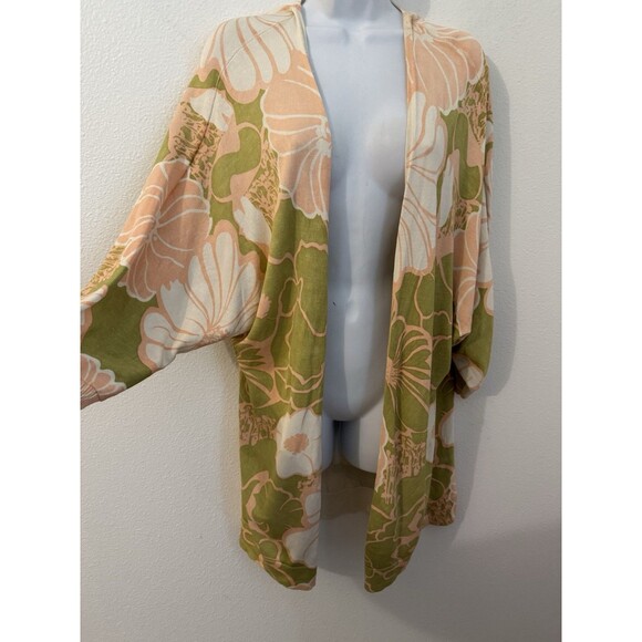 Tori Richard Kimono Sweater Green Pink Floral Hawaiian Silk Blend Size M - Picture 2 of 7